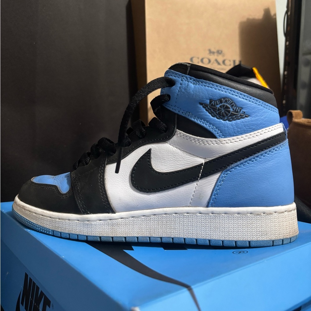 Nike OG UNC jordan 1